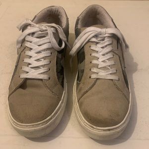 Steven New York Embellished Camo Women's Gray Suede Sneakers Size 9.5